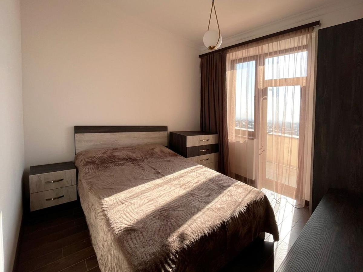 Apartamento Mountain View Ereván Exterior foto